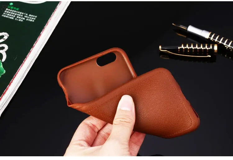 Leather phone case - Brocelles